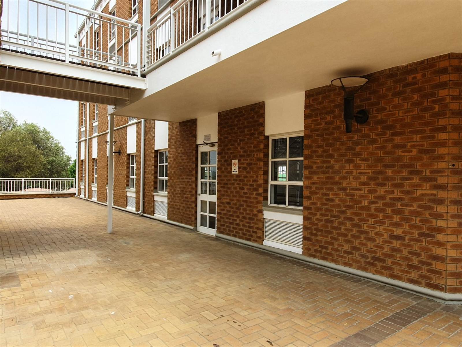 357  m² Commercial space in Fourways photo number 11