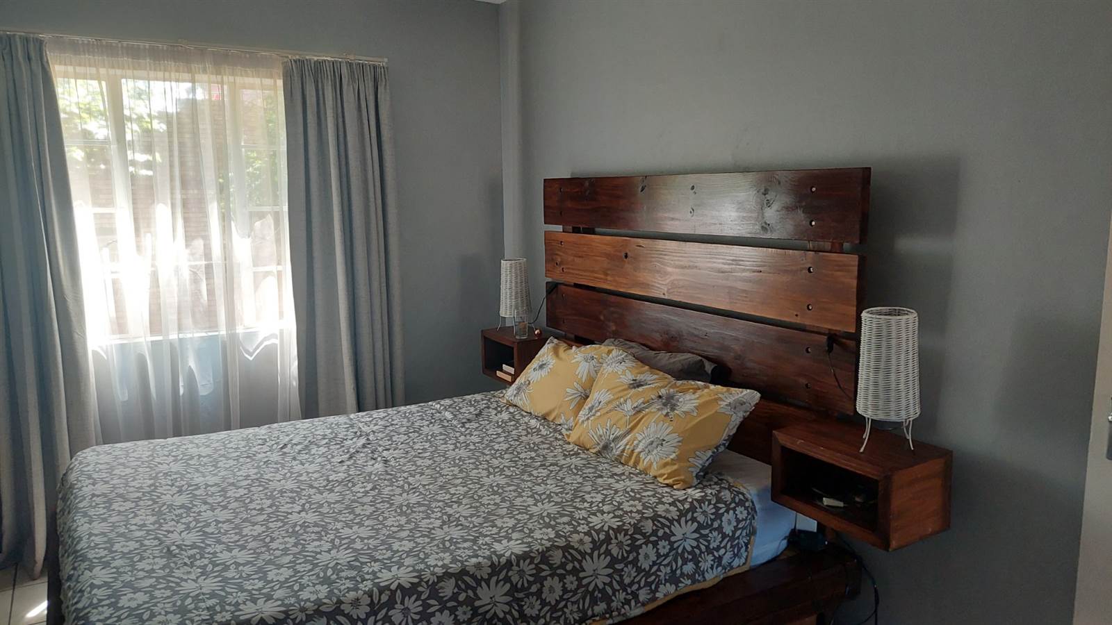 2 Bed Simplex in Florauna photo number 10