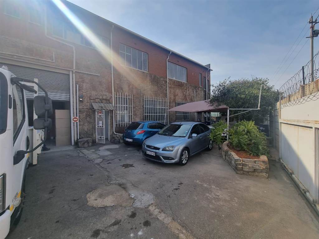 890  m² Industrial space in Germiston Central photo number 2