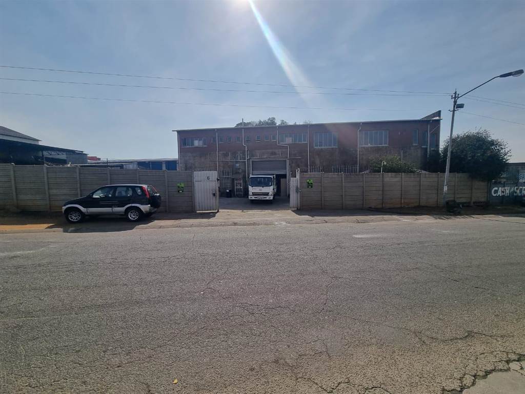 890  m² Industrial space in Germiston Central photo number 1