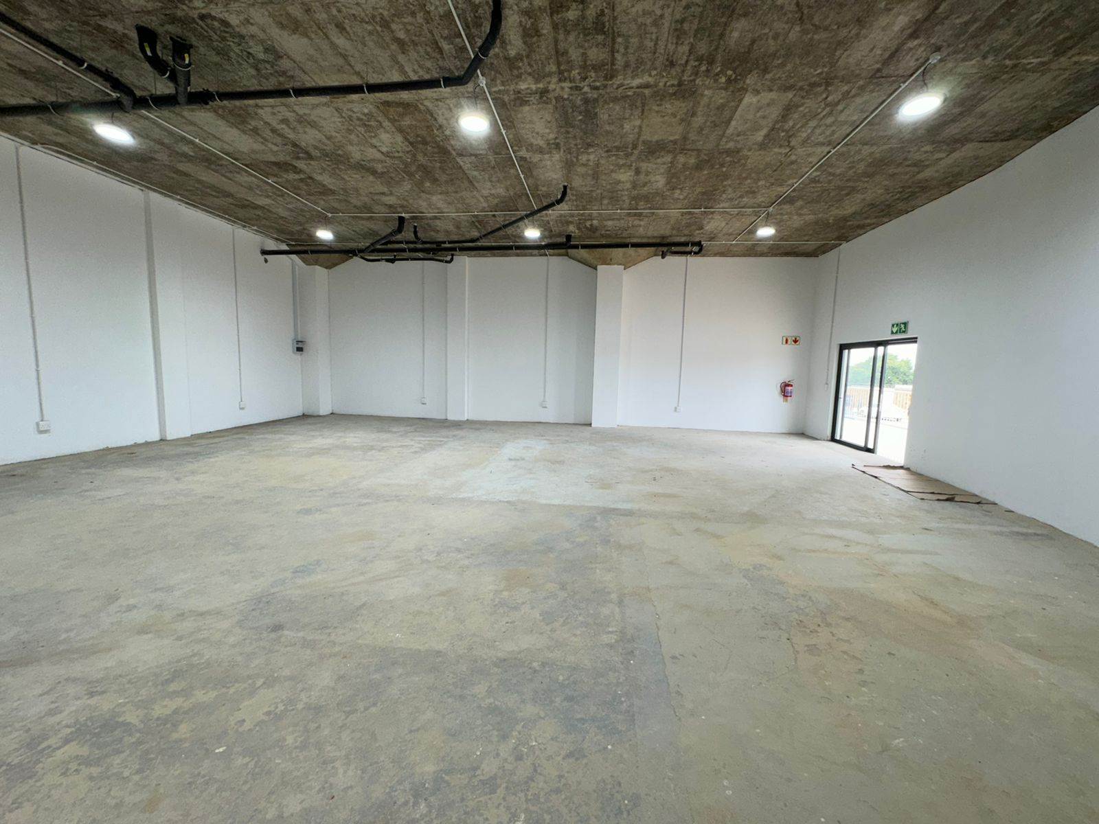 186  m² Commercial space in Wynberg photo number 9
