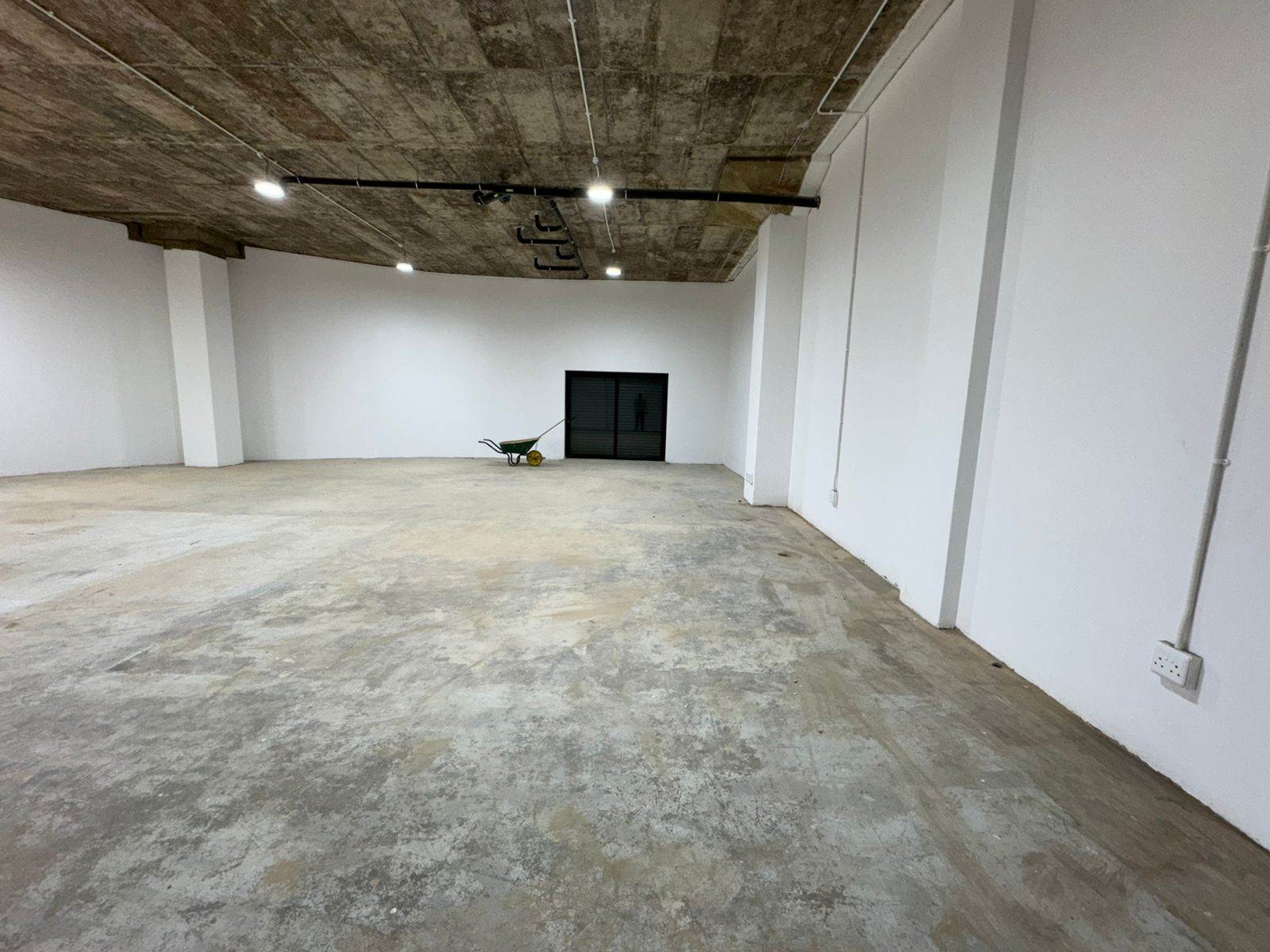 186  m² Commercial space in Wynberg photo number 18