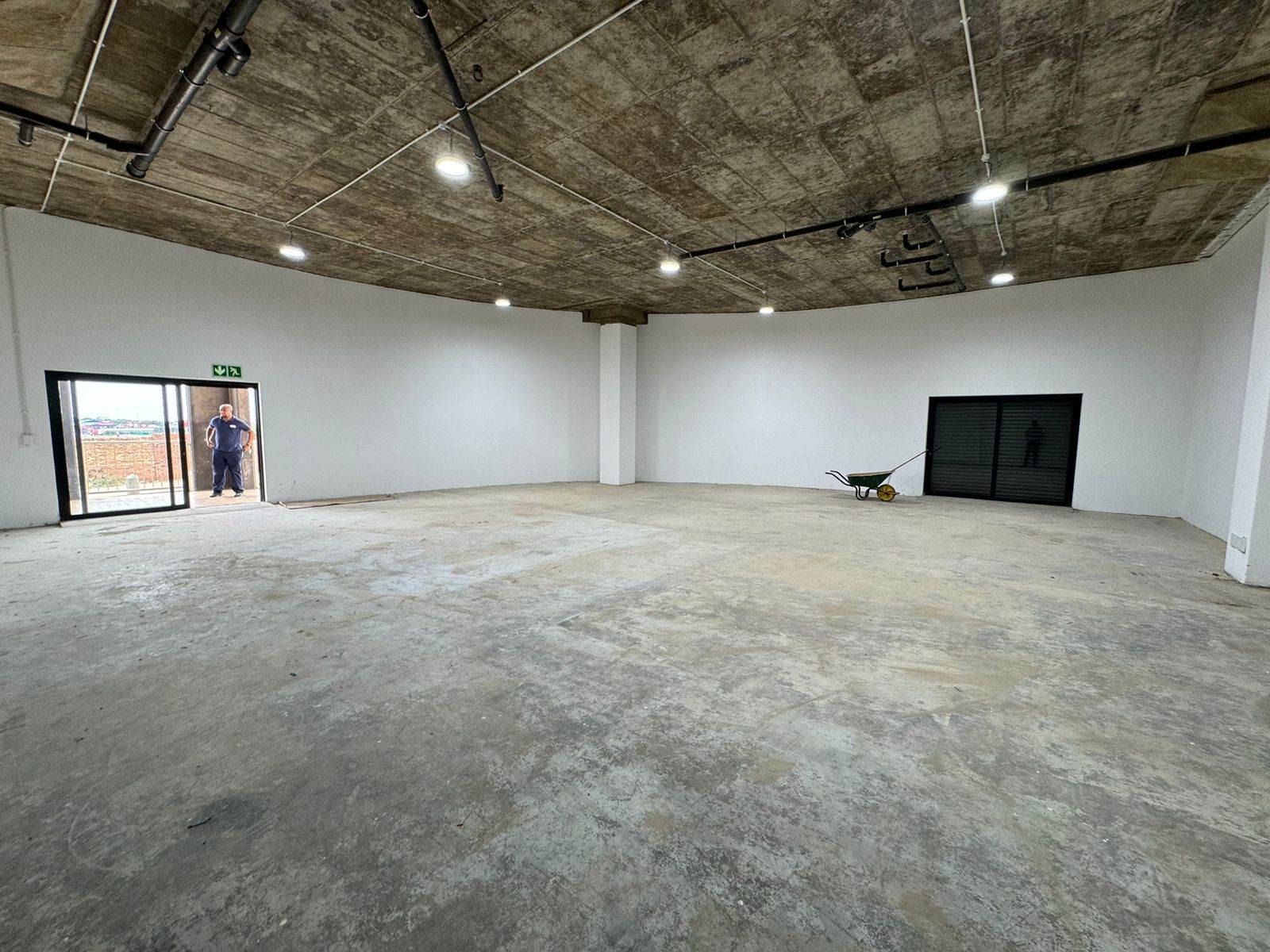 186  m² Commercial space in Wynberg photo number 20