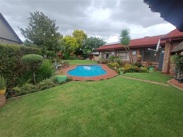 3 Bedroom House 3 Bedroom House