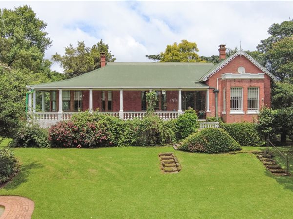 4 Bedroom House 4 Bedroom House