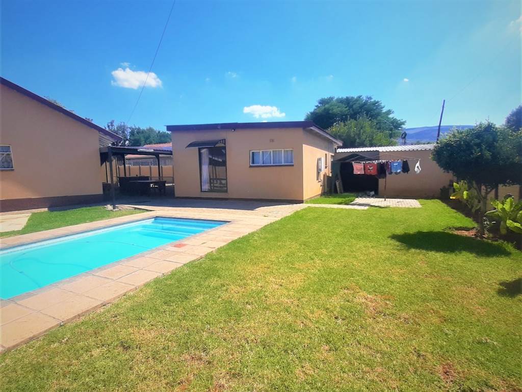 3 Bed House in Protea Park photo number 21