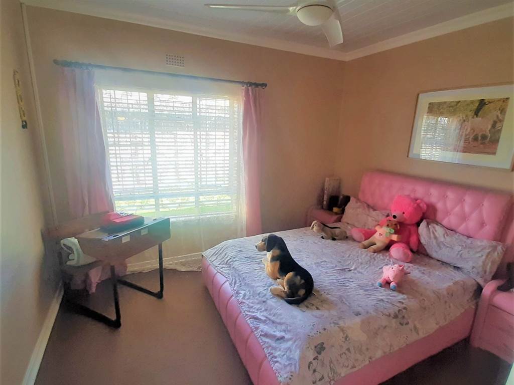 3 Bed House in Protea Park photo number 15