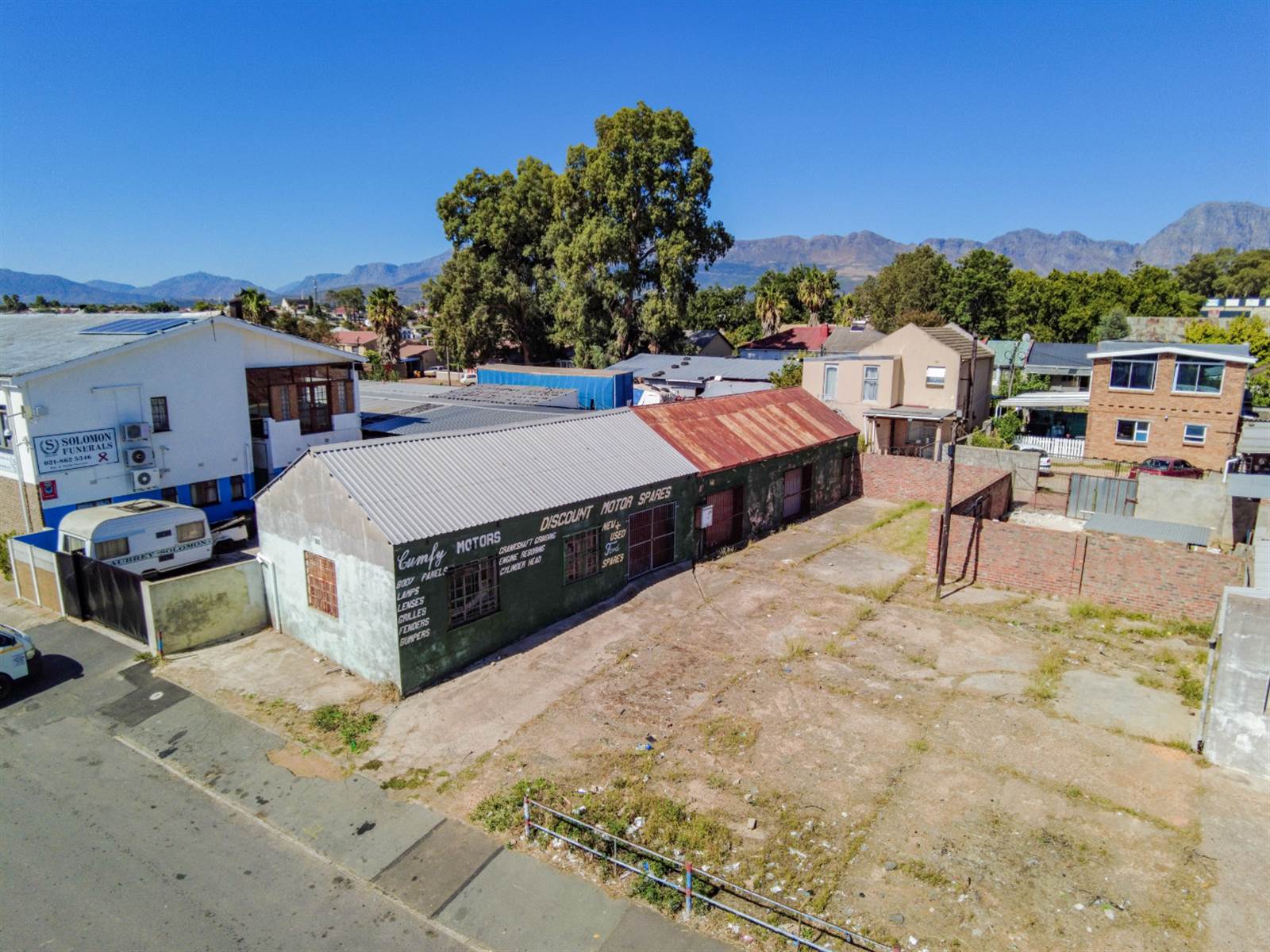 160  m² Commercial space in Paarl Central East photo number 1