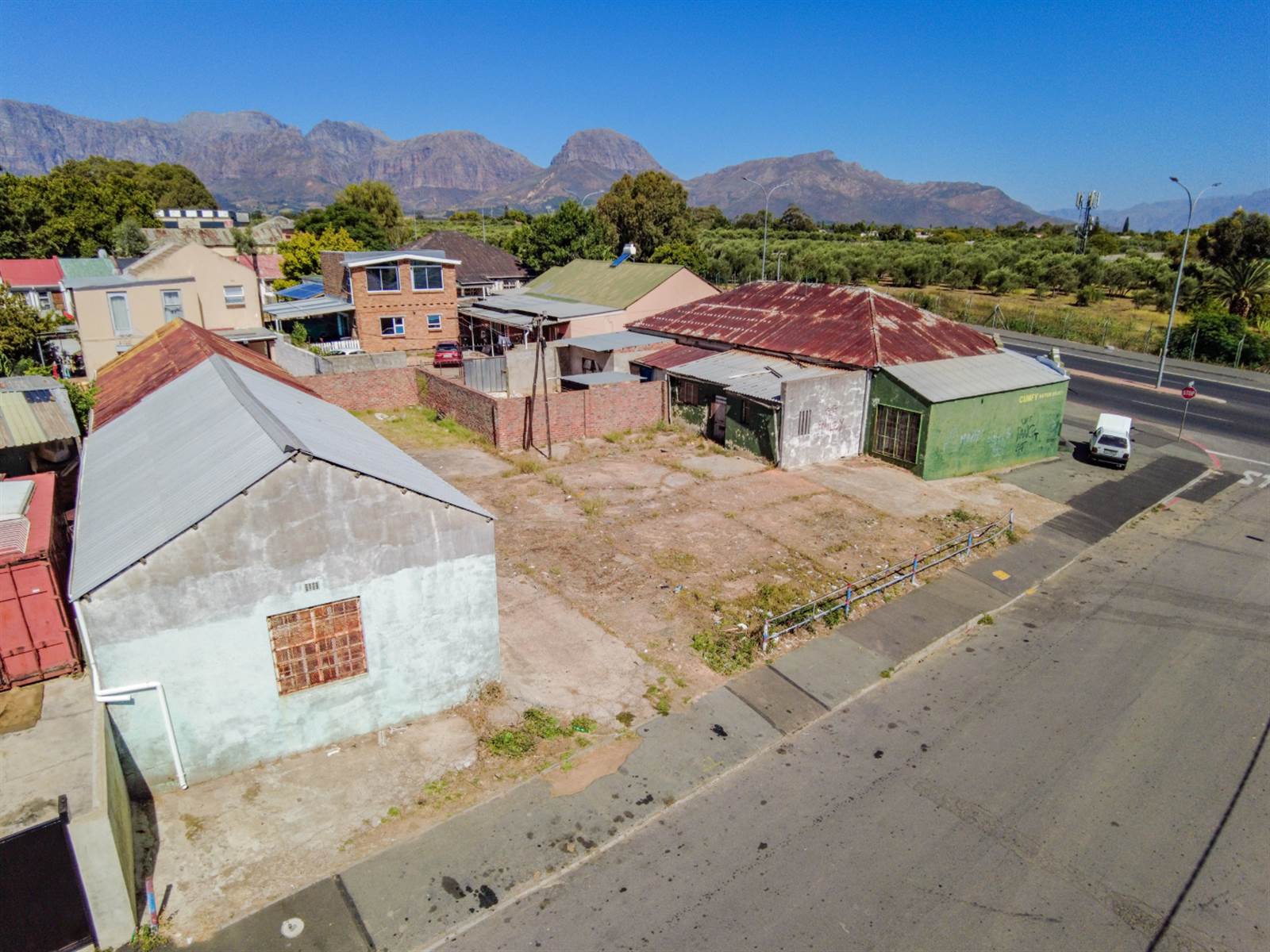 160  m² Commercial space in Paarl Central East photo number 2