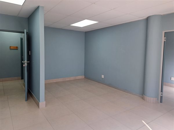 500  m² Office Space