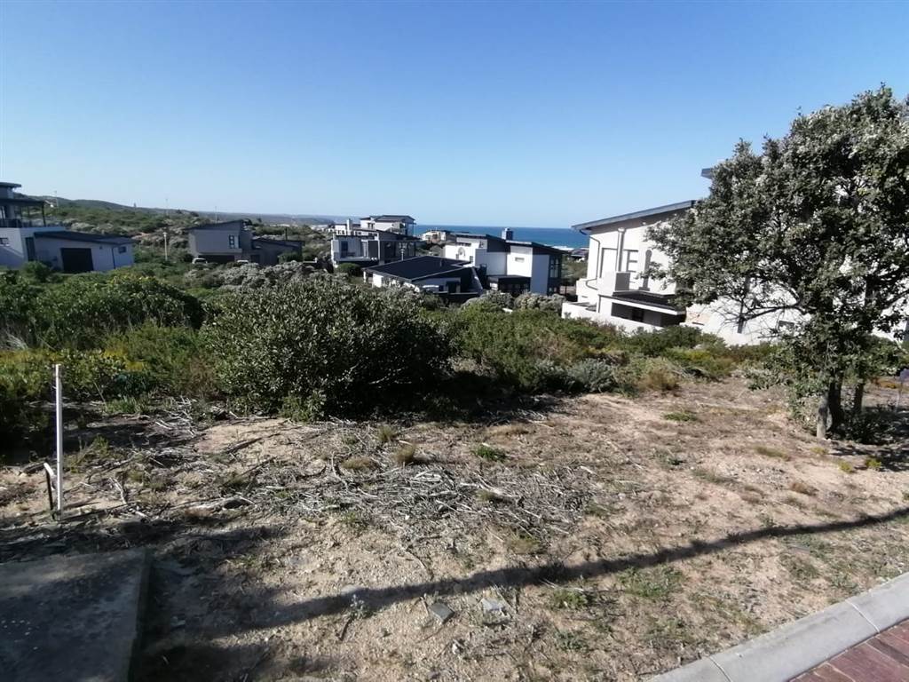 512 m² Land available in Stilbaai photo number 3