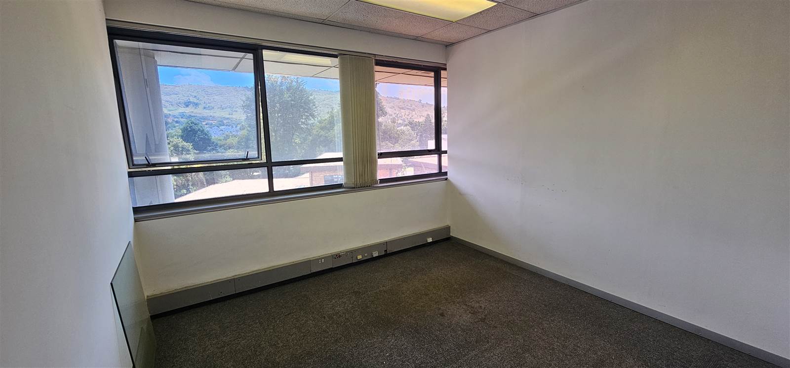 251  m² Commercial space in Bedfordview photo number 8