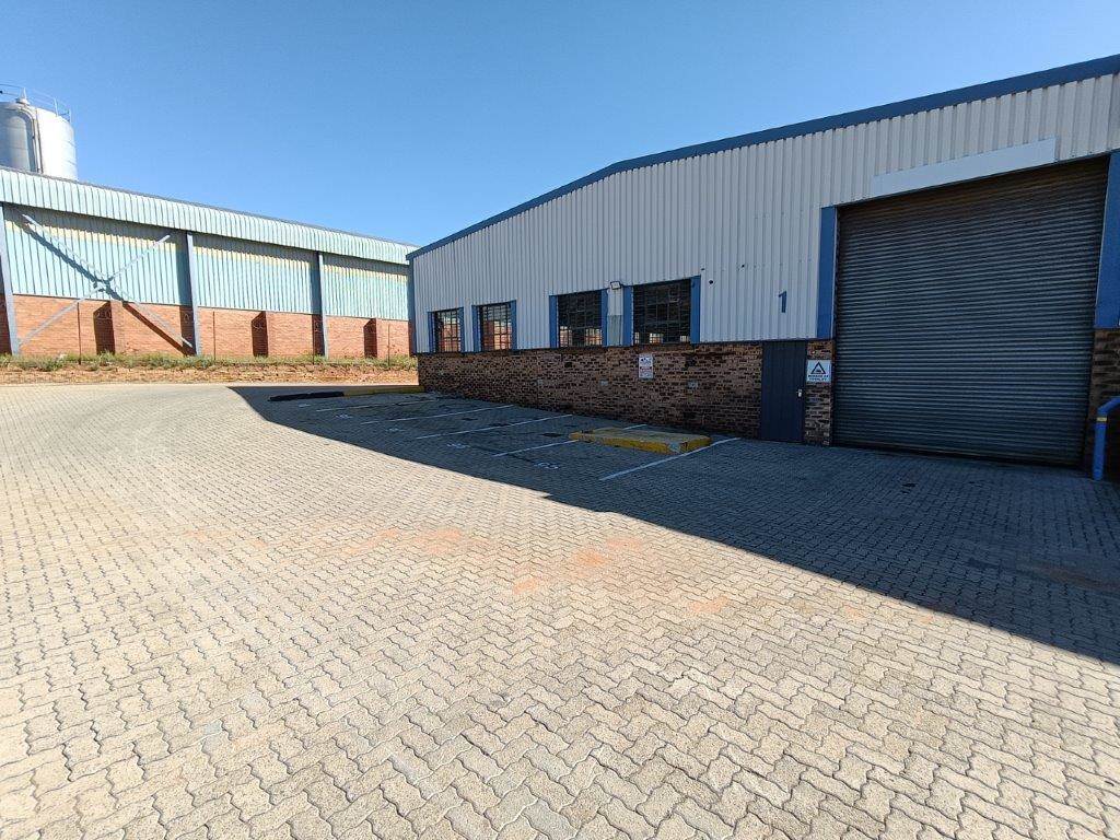 991  m² Industrial space in Kya Sands photo number 20