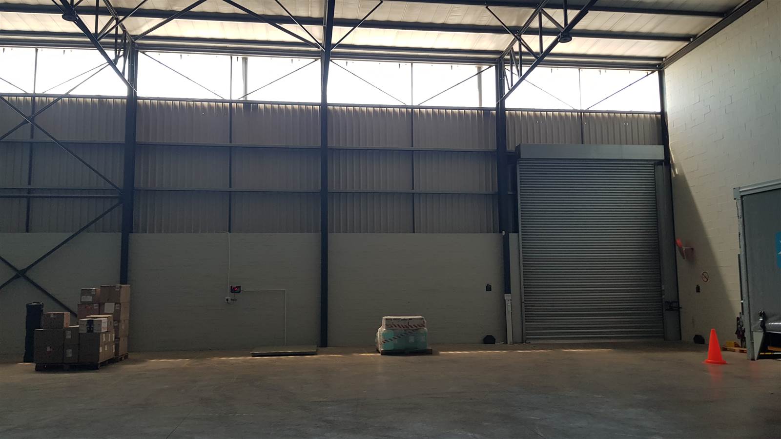 751  m² Industrial space in Stikland photo number 14