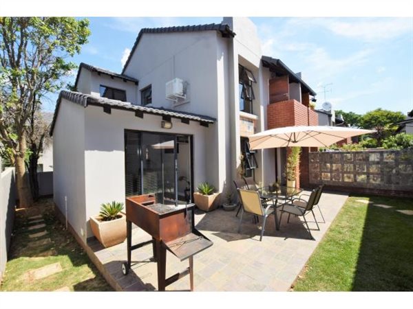 2 Bedroom Townhouse 2 Bedroom Townhouse