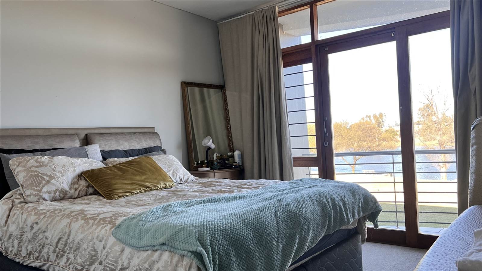 2 Bed Apartment in Emfuleni Golf Estate photo number 9