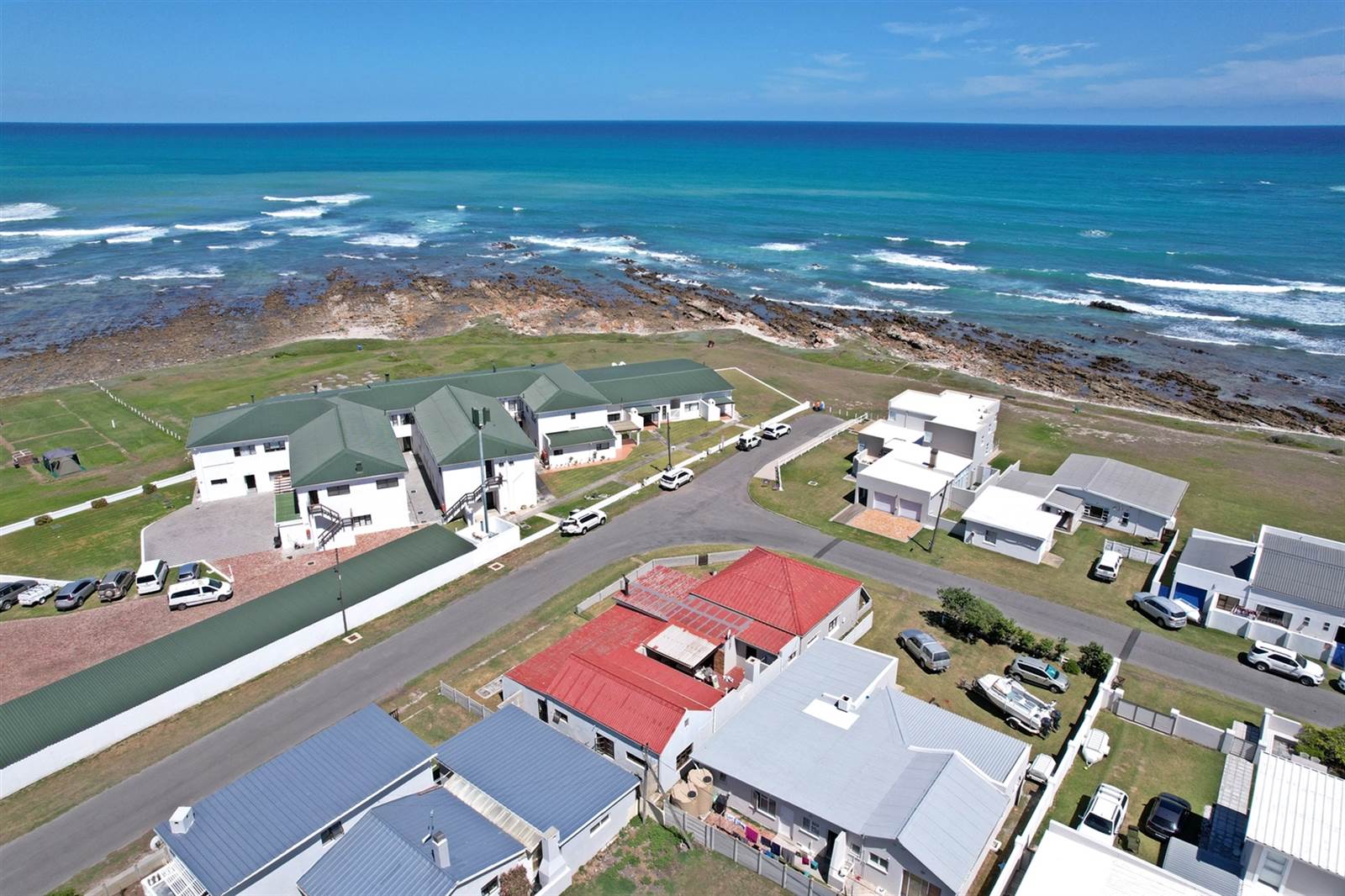 6 Bed House in Agulhas photo number 1