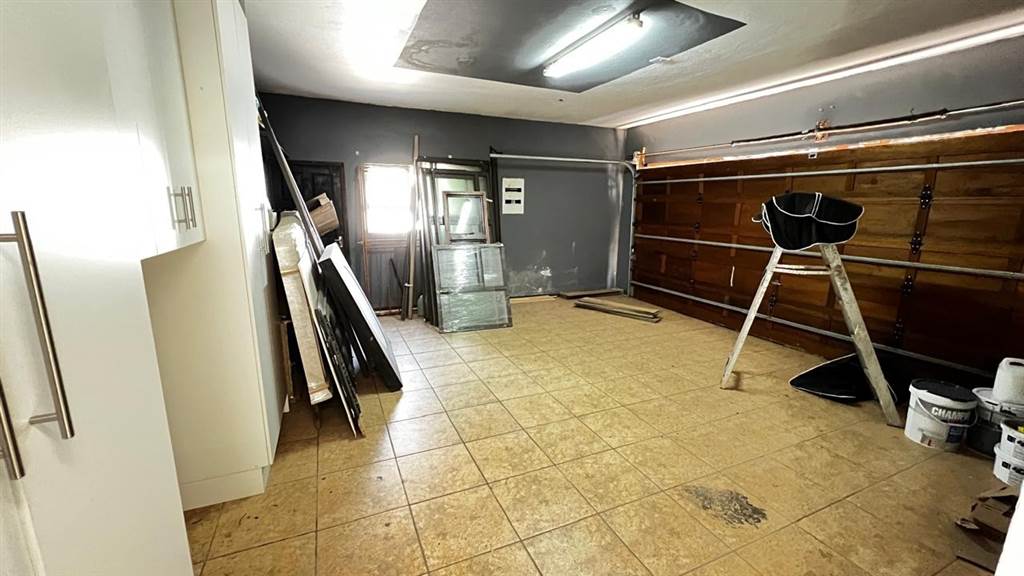 4 Bed House for sale in Ormonde T4788786 Private Property