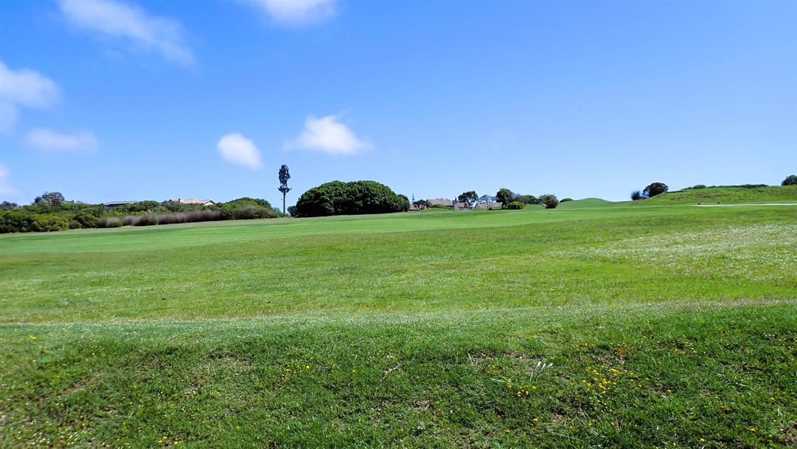 716 m² Land available in Mossel Bay Golf Estate photo number 3
