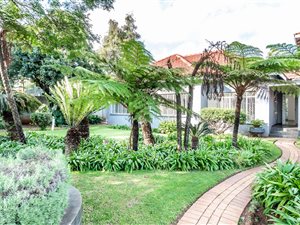 2 Bed Apartment in Roseville