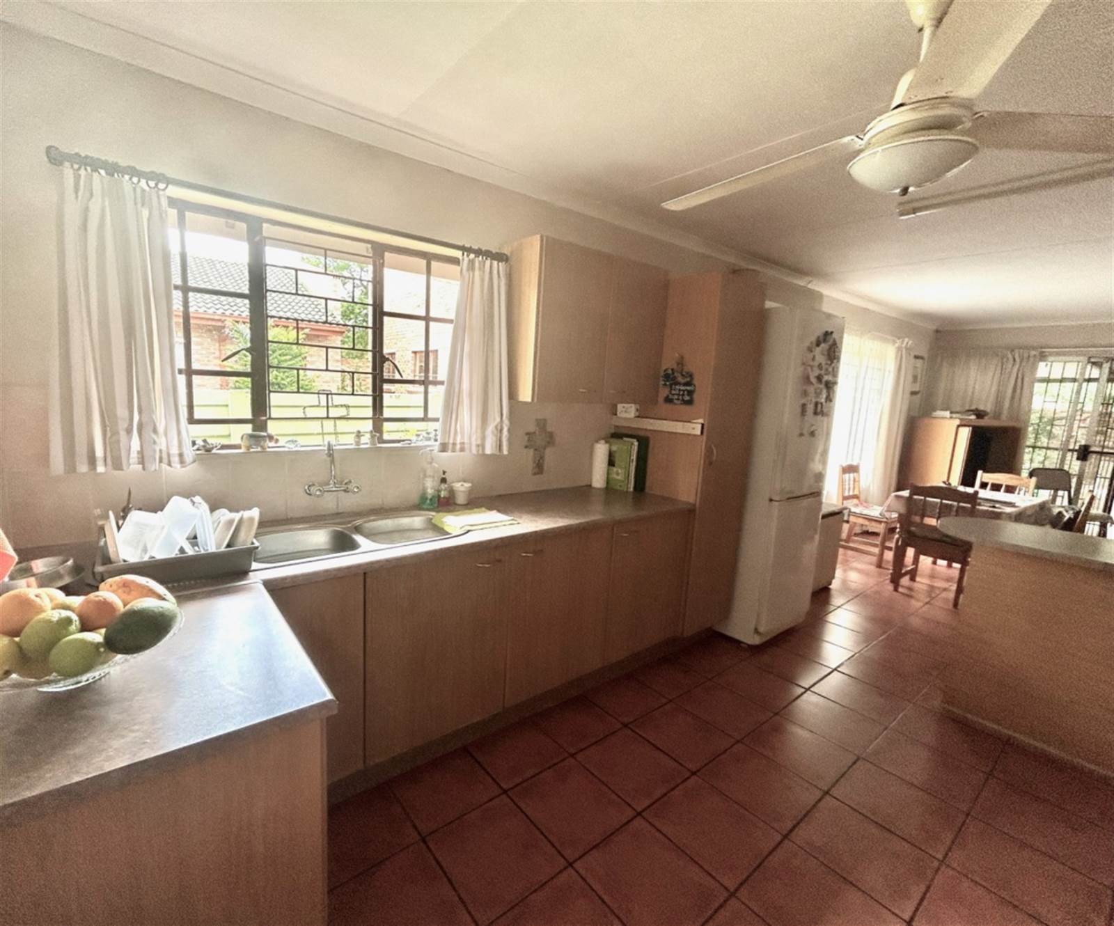 2 Bed Townhouse in Hoedspruit photo number 9