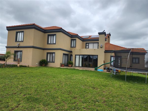 6 Bed House in Rietvlei View