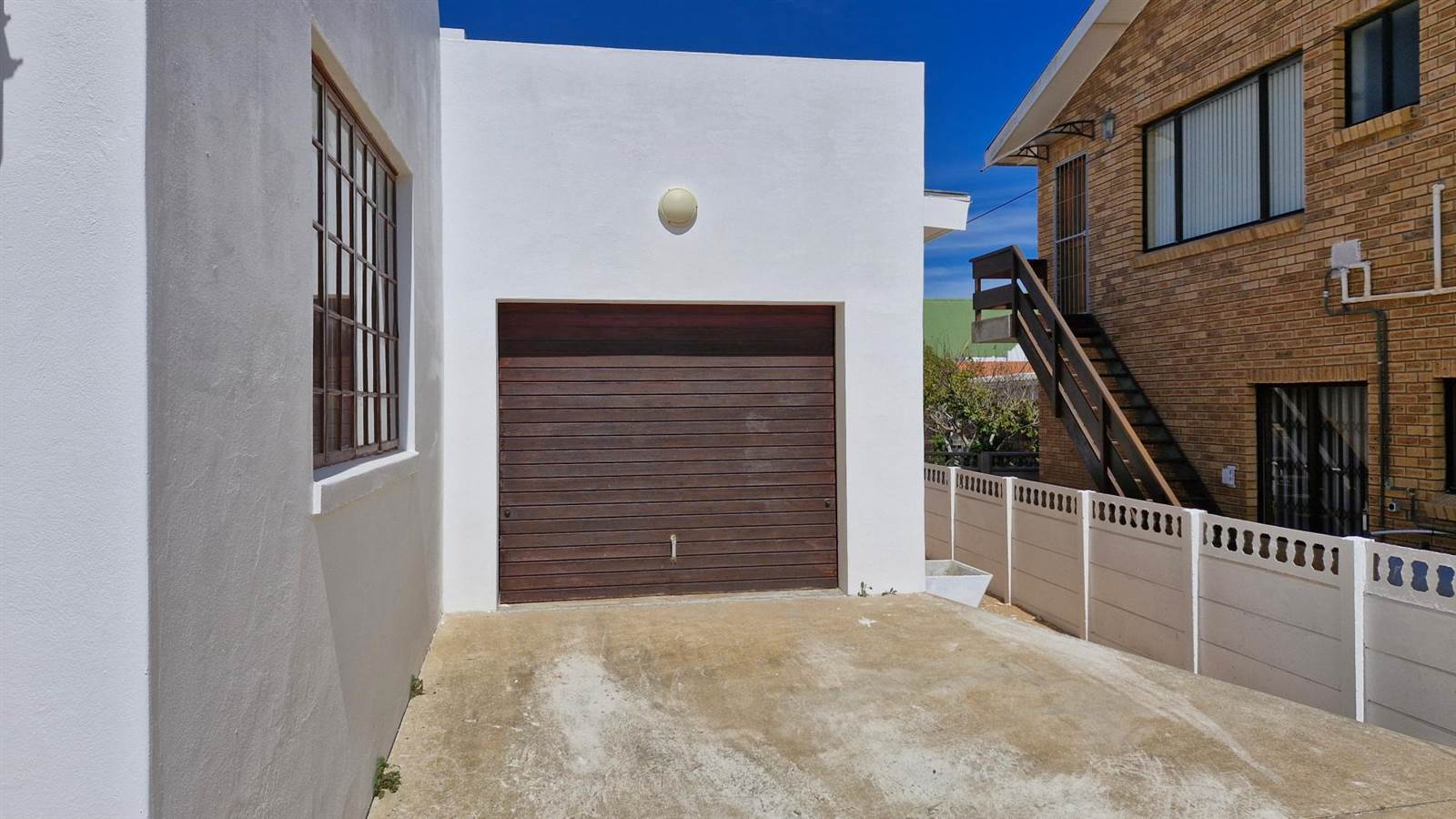 3 Bed House in Lamberts Bay photo number 17