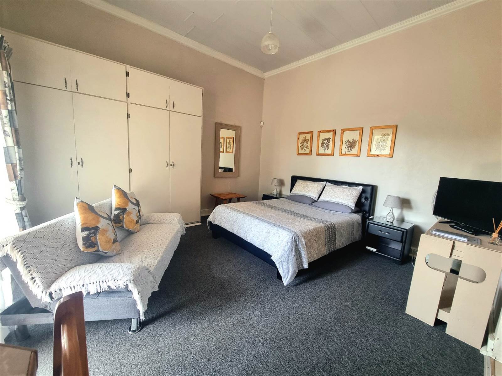 5 Bed House in Harrismith photo number 6