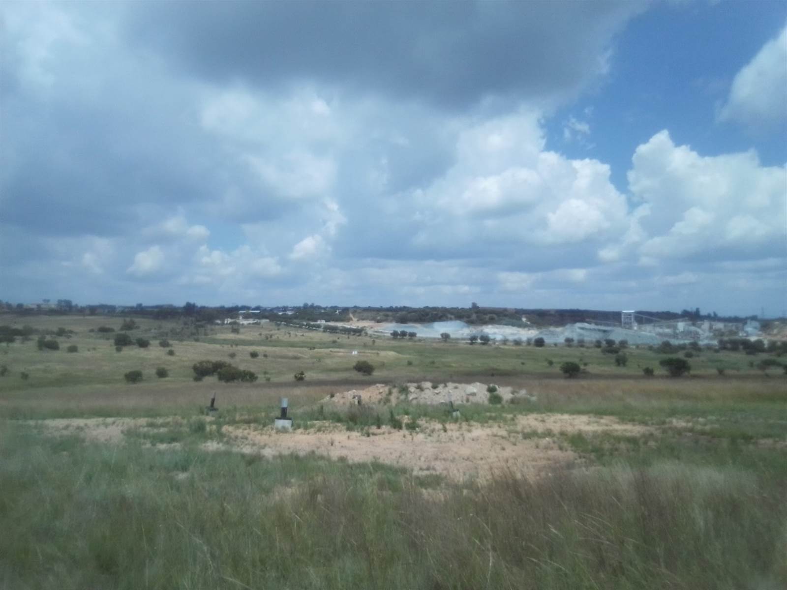 20 ha Land available in Kyalami photo number 4