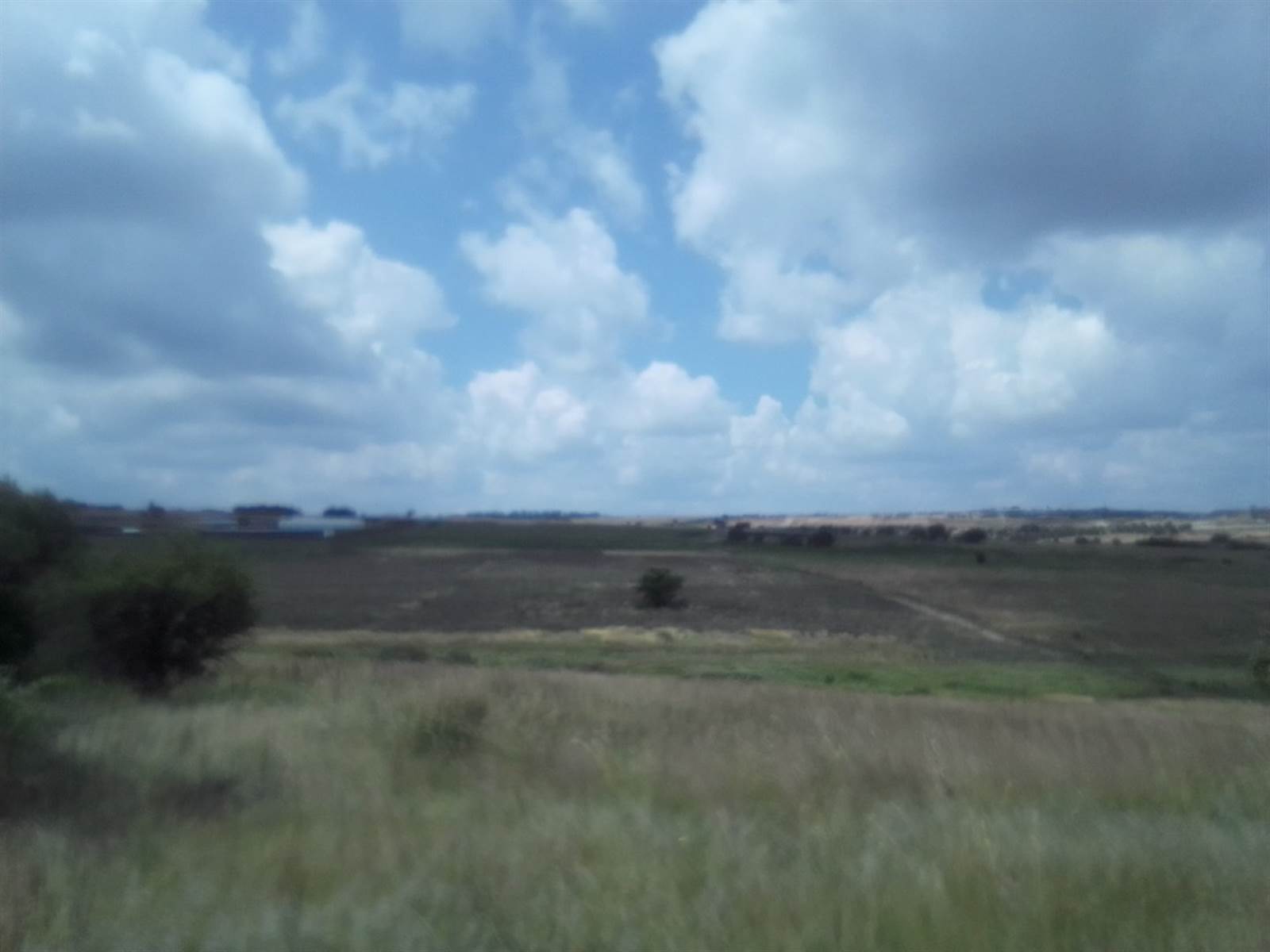 20 ha Land available in Kyalami photo number 2