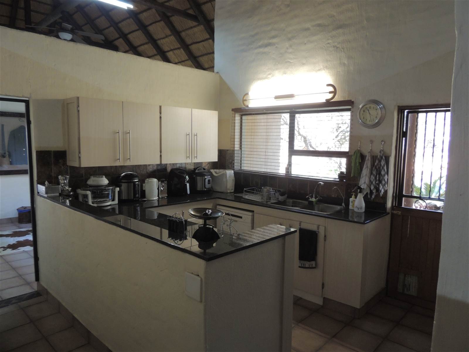 3 Bed House in Kameelfontein and surrounds photo number 10