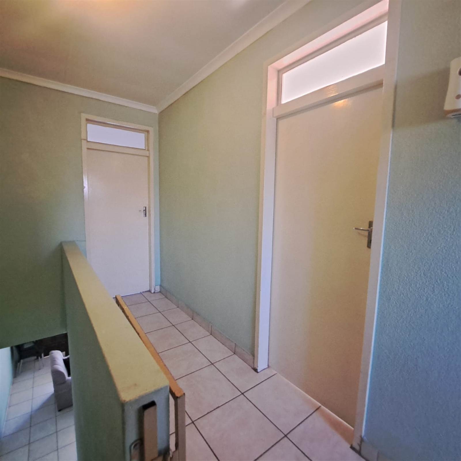 3 Bed Apartment in Rosettenville photo number 9