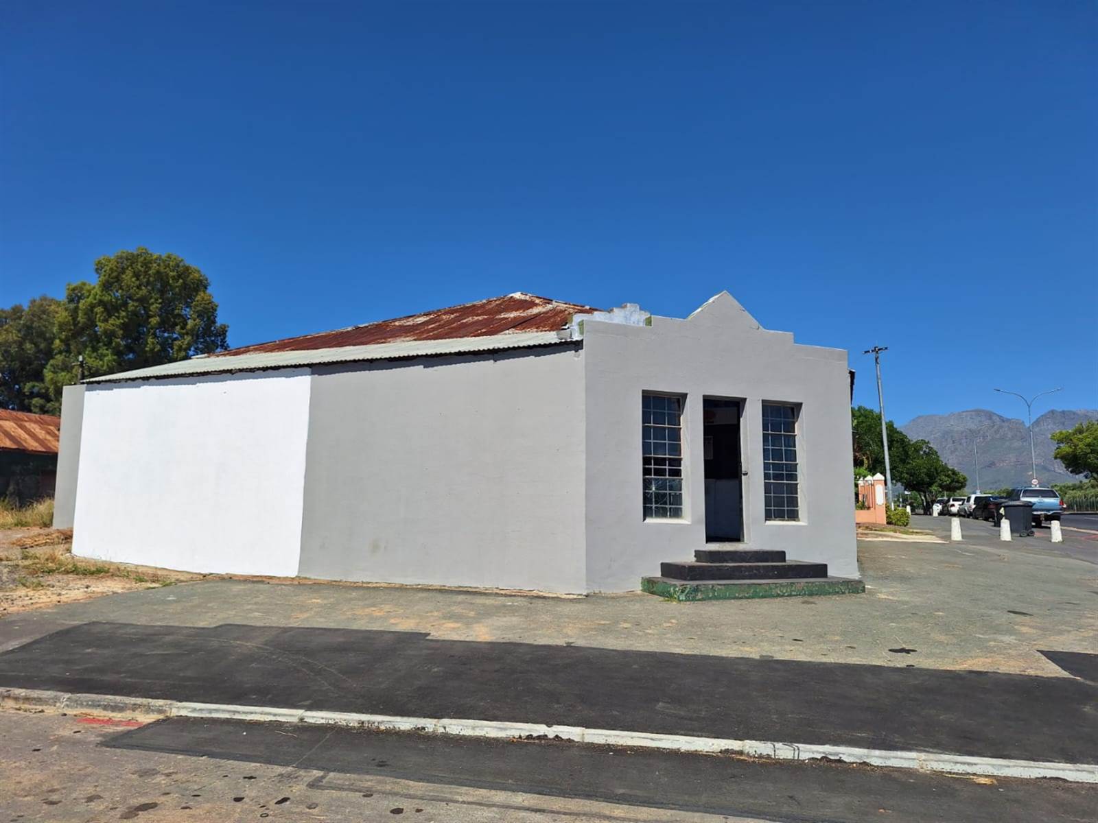 100  m² Commercial space in Paarl Central East photo number 3