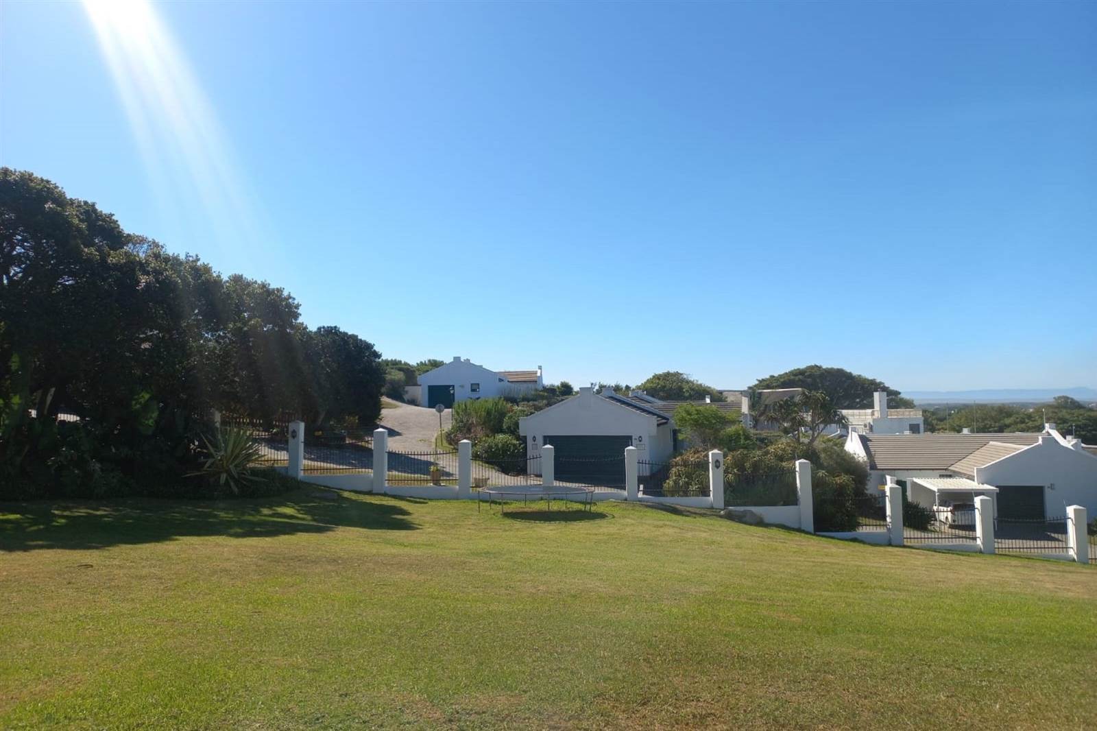 701 m² Land available in St Francis Bay photo number 4