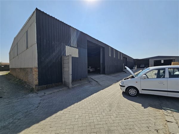 400  m² Industrial space