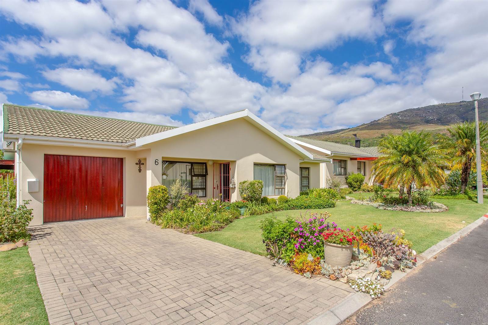 2 Bed House in Northern Paarl photo number 1