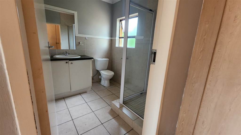 3 Bed Townhouse in Waterval East photo number 24
