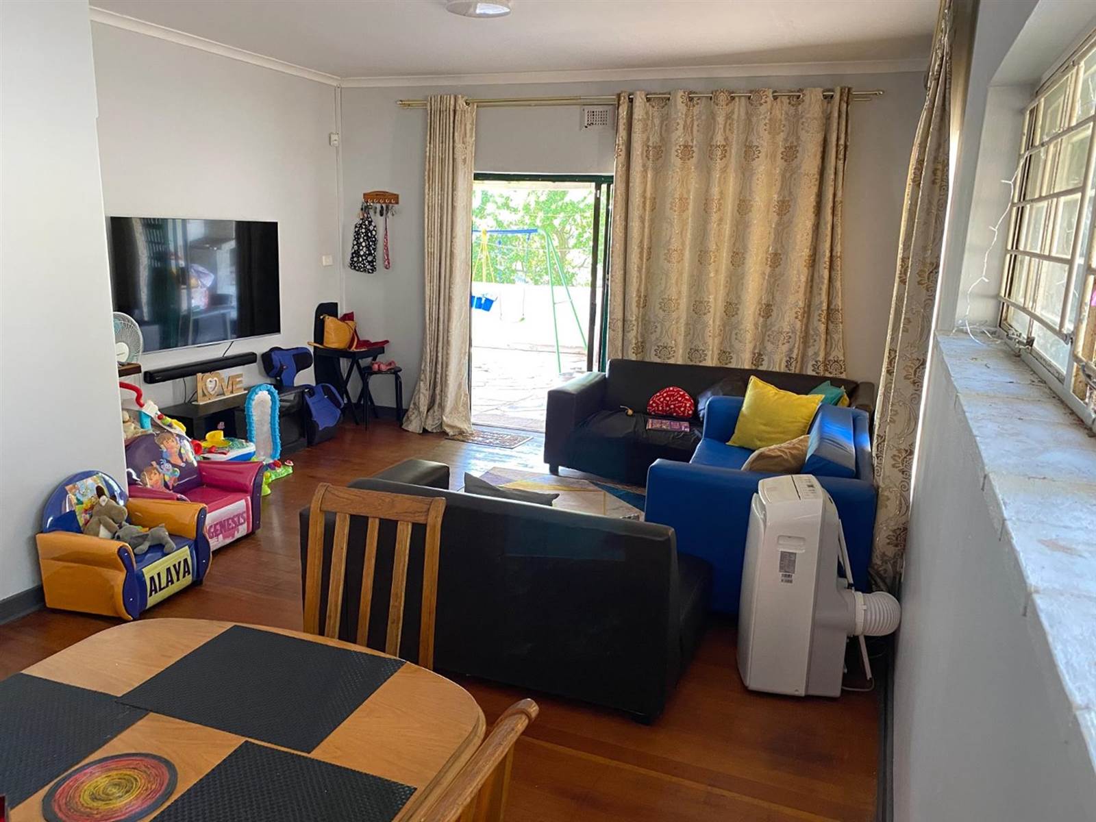 3 Bed House in Doonside photo number 5