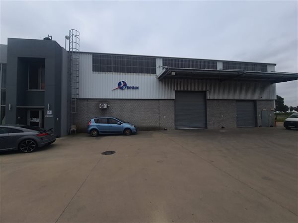 1 257  m² Industrial space