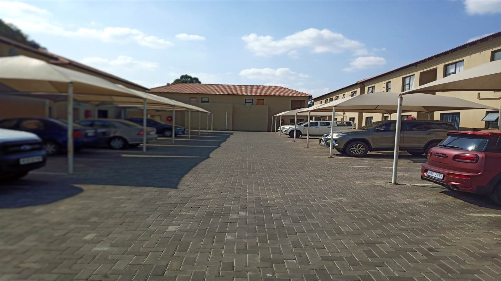 2 Bed Apartment in Brakpan North photo number 13