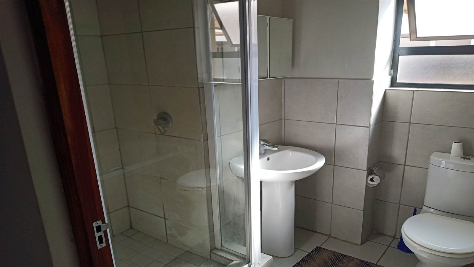 2 Bed Apartment in Brakpan North photo number 21
