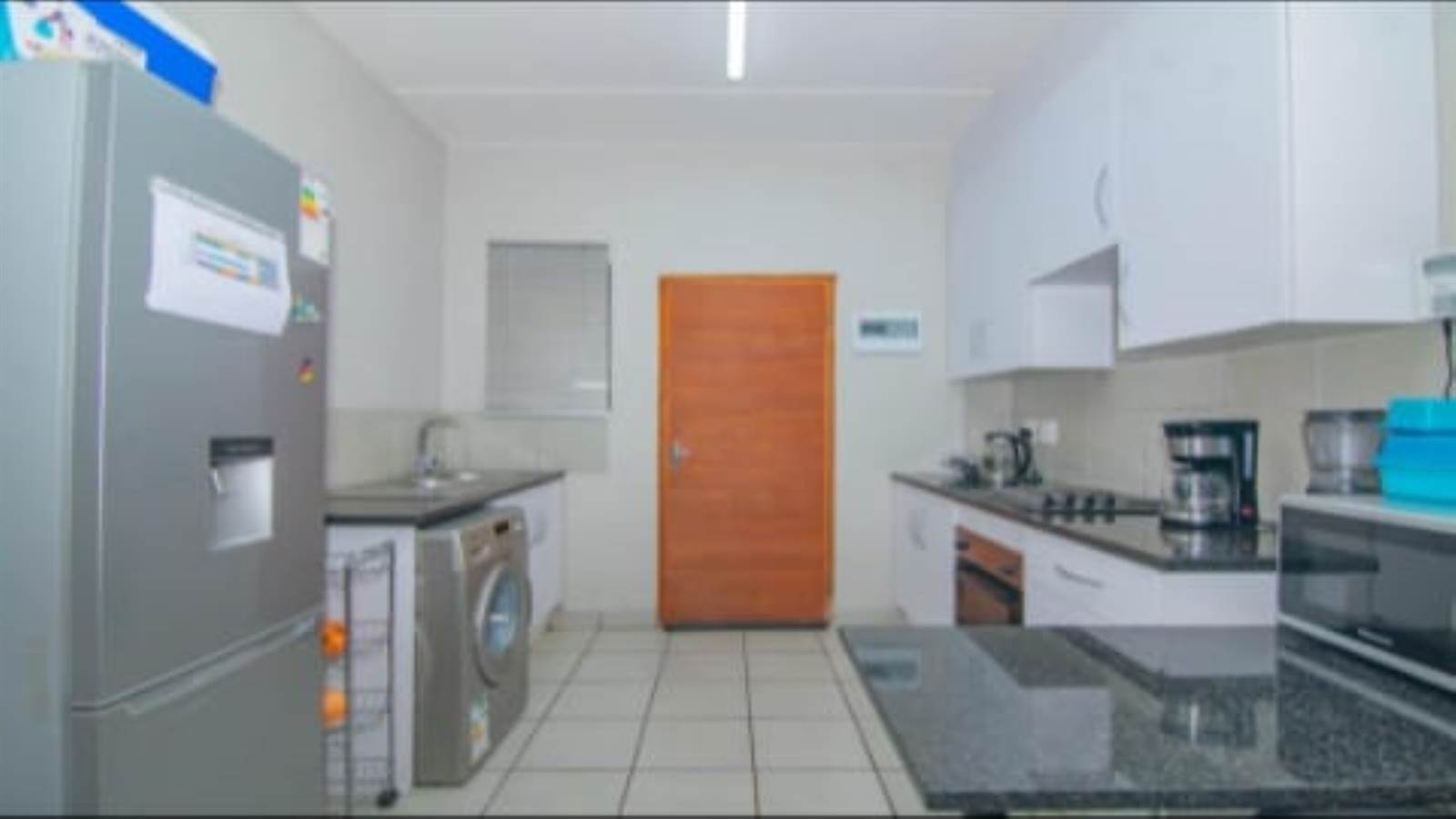 2 Bed Apartment in Brakpan North photo number 12