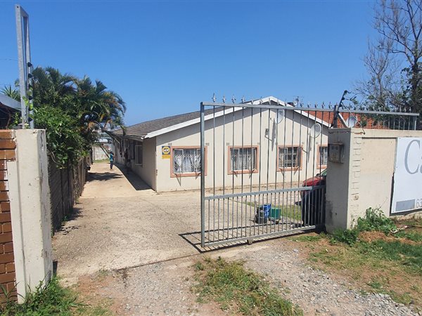 3 Bedroom House 3 Bedroom House