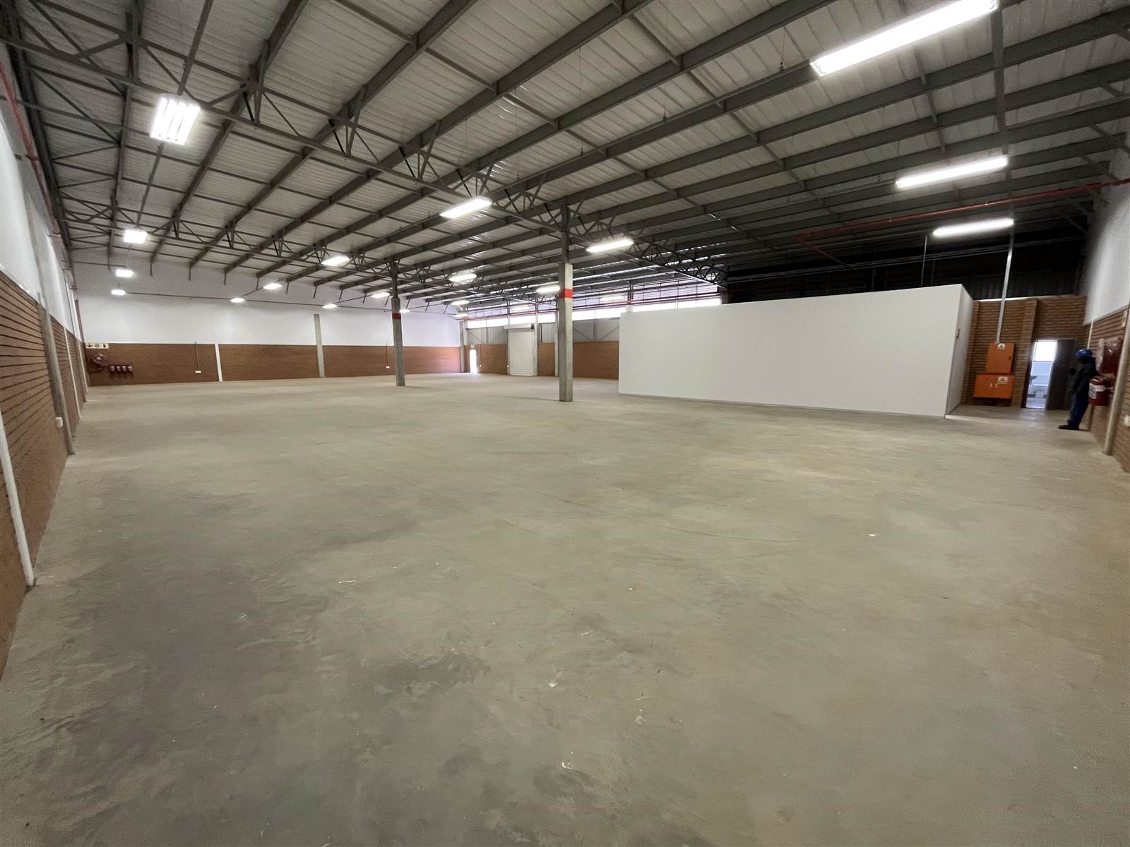 868  m² Industrial space in Clayville photo number 4