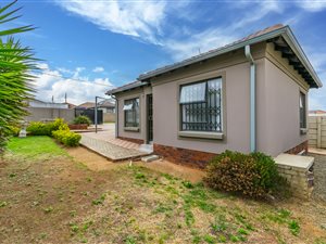 2 Bed House in Witpoortjie