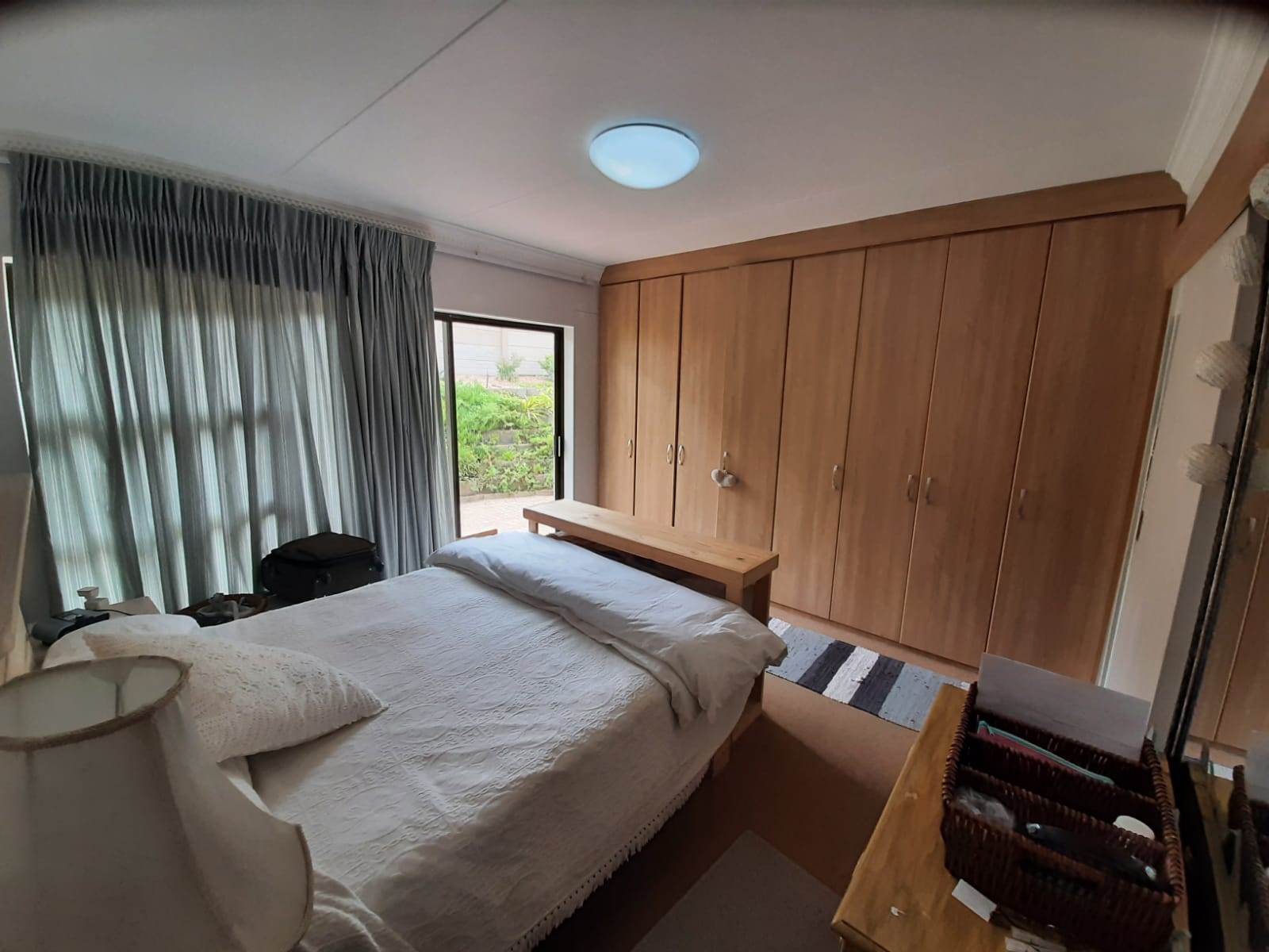 6 Bed House in Jongensfontein photo number 15