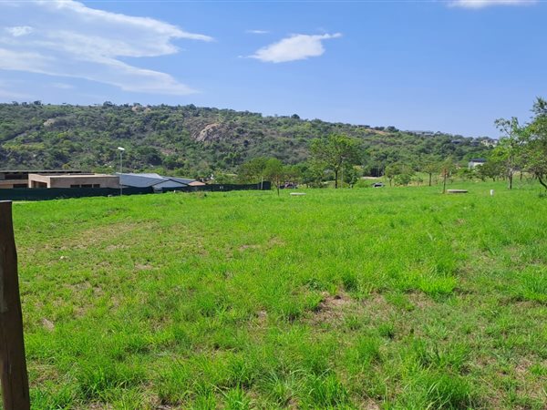 756 m² Land