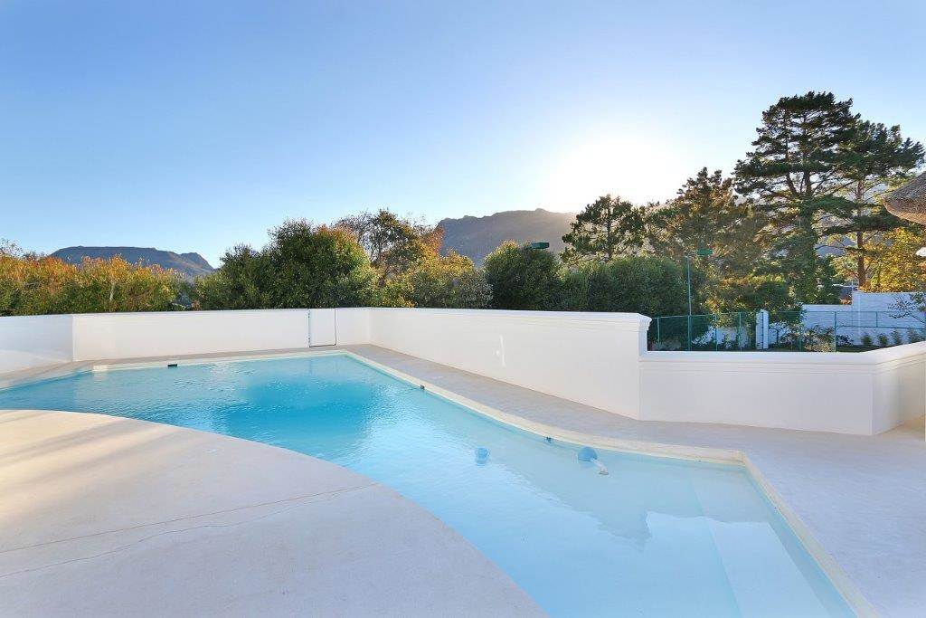 5 Bed House in Constantia Upper  photo number 18