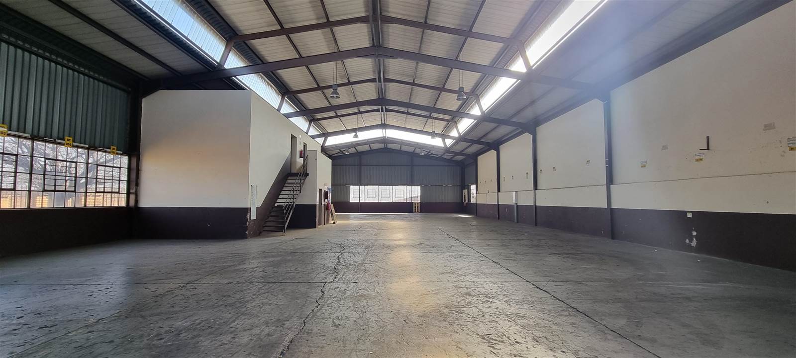 750  m² Industrial space in Anderbolt photo number 10