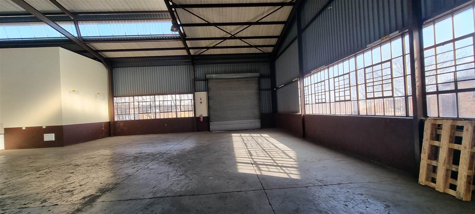 750  m² Industrial space in Anderbolt photo number 12